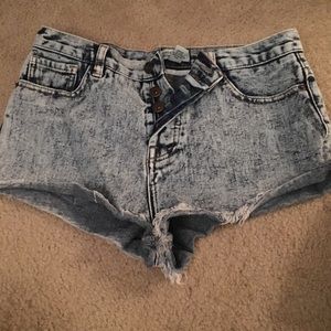 Mid rise shorts